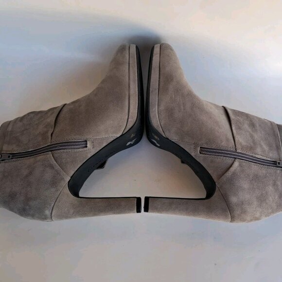 Gianni Bini Women’s Leather Gray Suede Ankle Boots Bootie Zip Bow - Picture 5 of 8